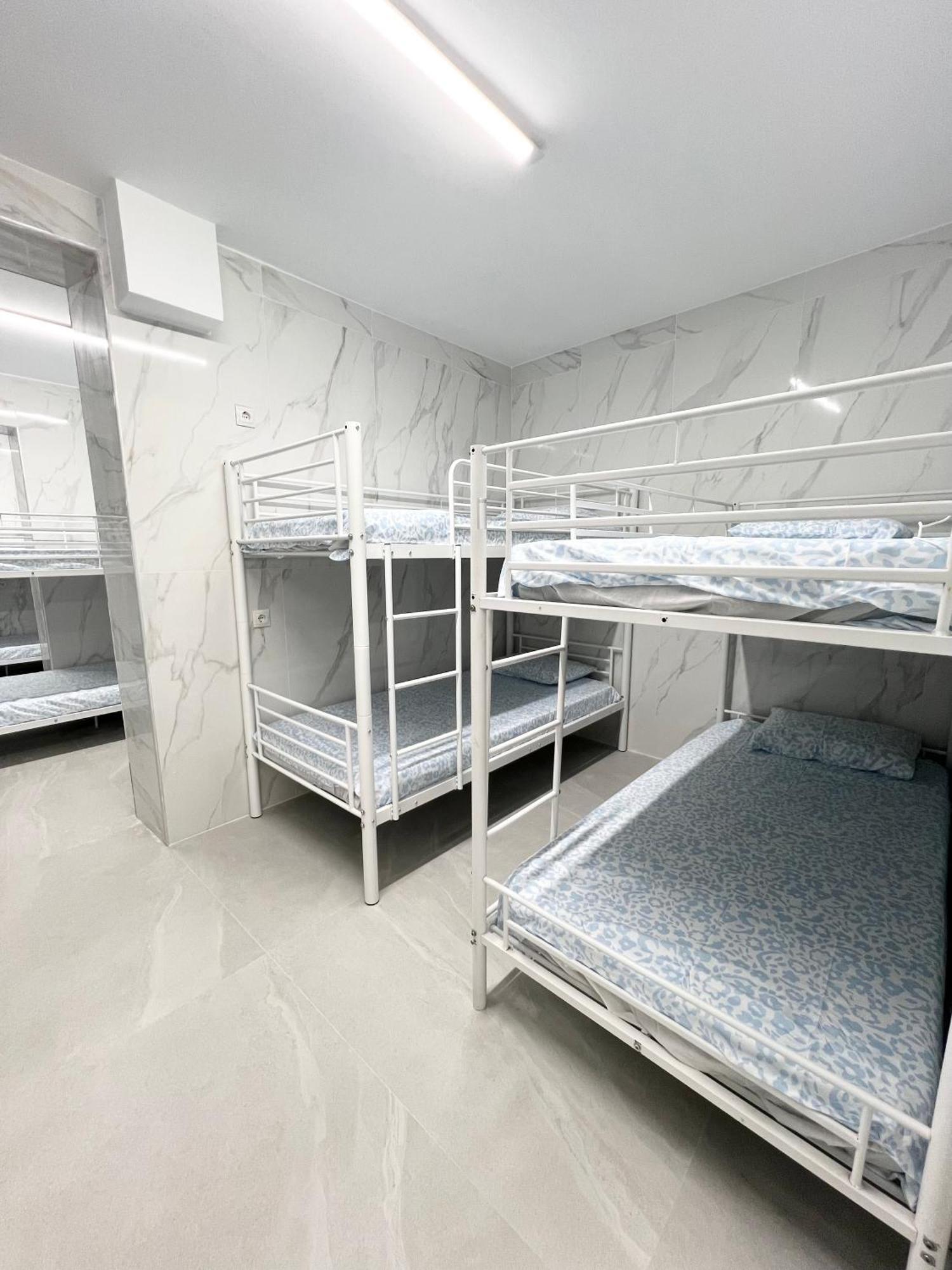 Hostel Jirafa - Madrid — Photos 1